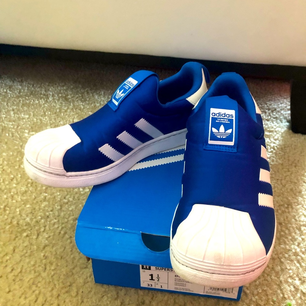 Adidas little boys sneakers